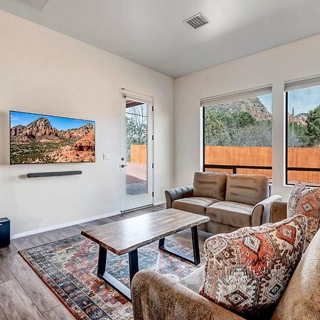 Sedona Grasshopper Surrounded By Red Rocks & Views, Patio & Outdoor Dining Near Hiking Trails! Villa Exterior photo